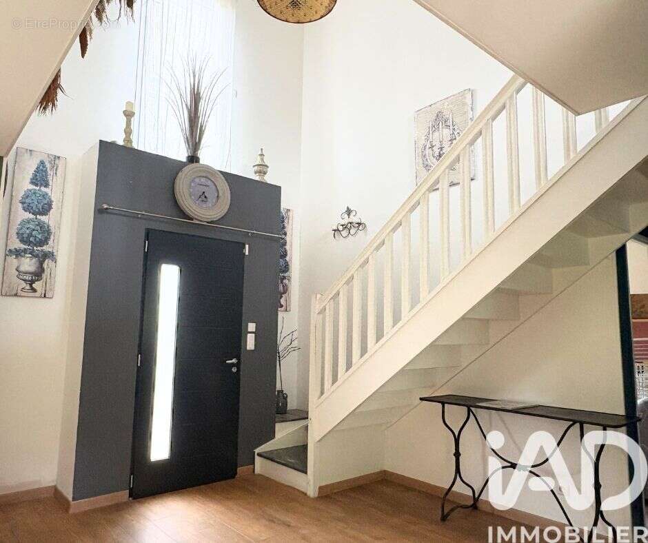 Maison 185 m² à Bourneville  - photo 6