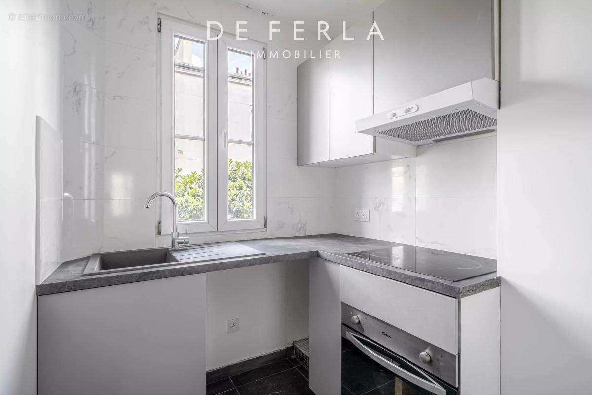 Appartement à LEVALLOIS-PERRET