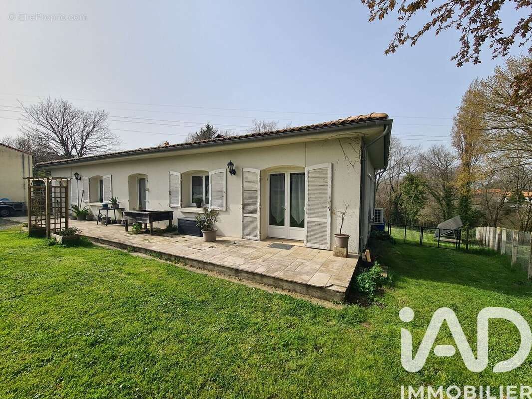 Photo 3 - Maison à FONTCOUVERTE