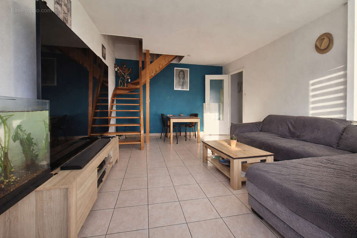 Maison à CHEMAUDIN