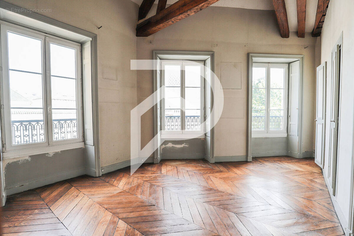 Appartement à PARIS-5E