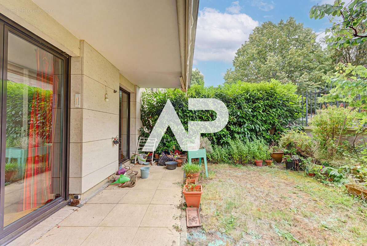 Appartement Rueil Malmaison 4 pièce(s) 80.68 m2 - photo 13