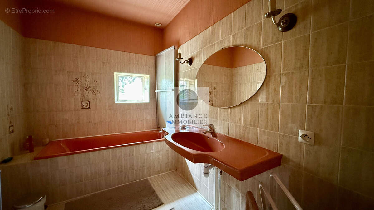 Maison à ETOILE-SUR-RHONE