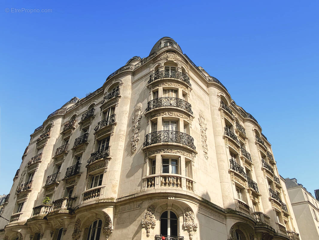 Appartement à PARIS-12E
