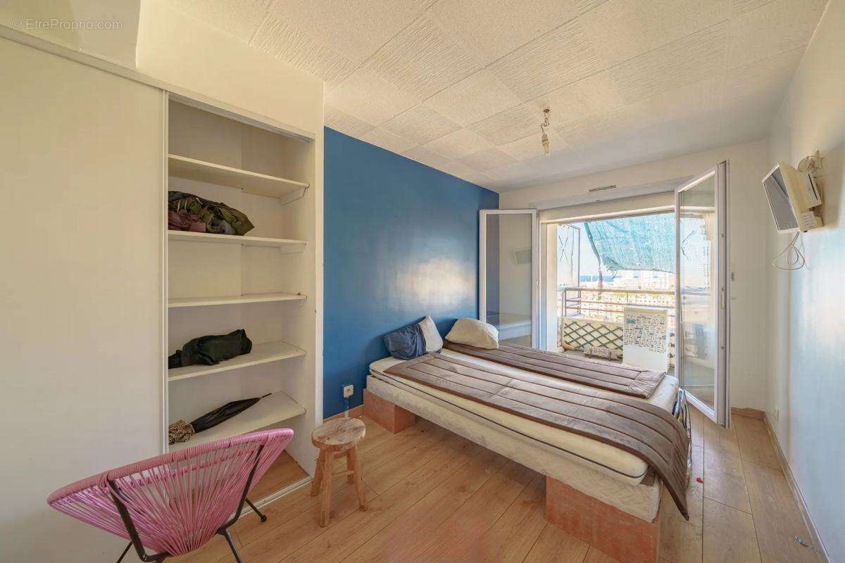 Appartement à MARSEILLE-14E