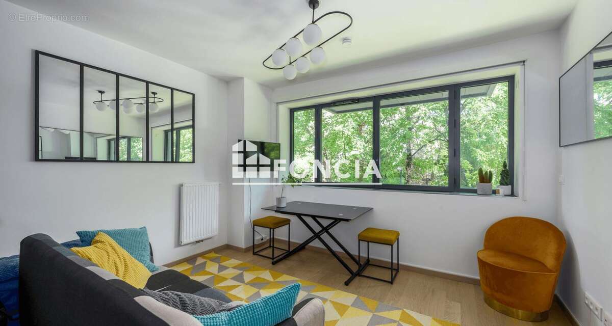 Paris 14eme - quartier didot- beau t2 au calme en pleine verdure - photo 2