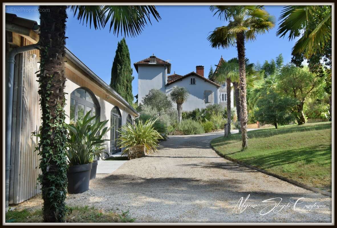 DAX(40), à vendre, propriété d'exception de 420 m² au calme avec dépendance - photo 2