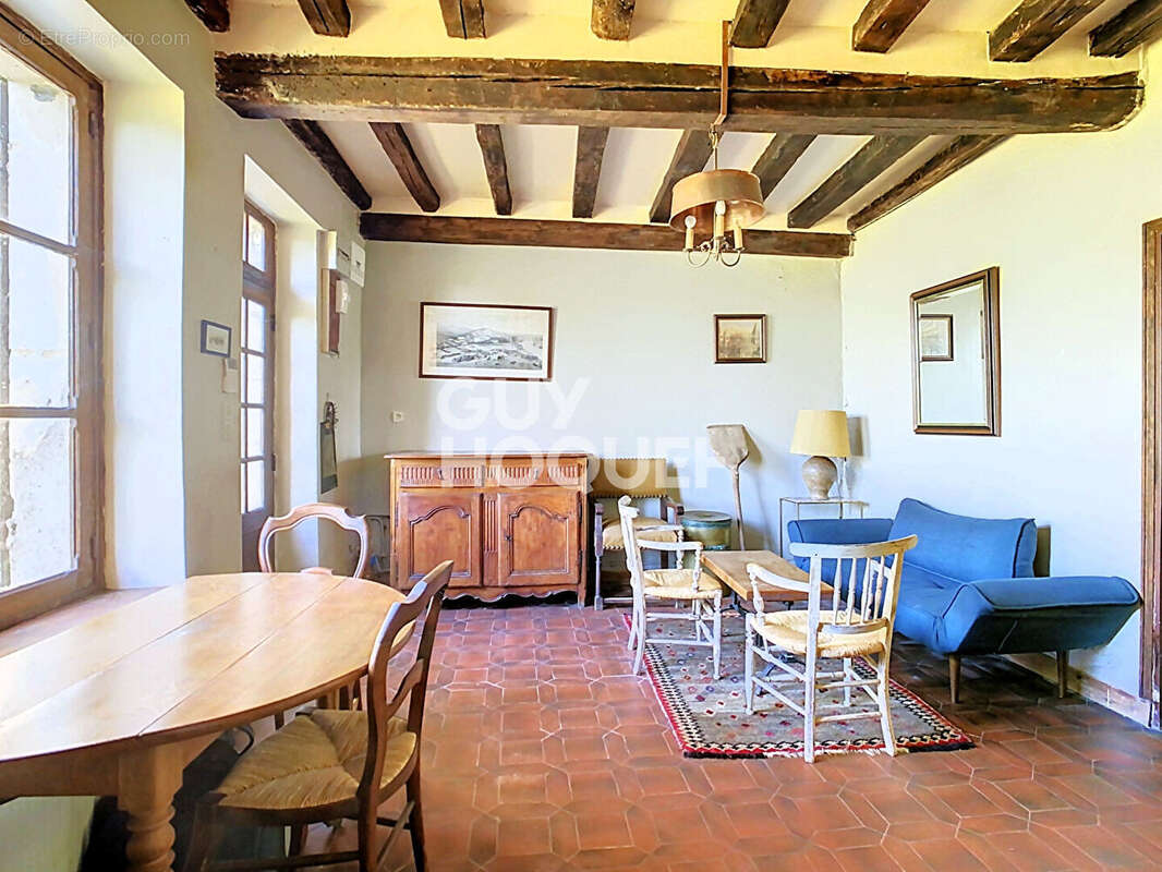 Maison à MORIENVAL