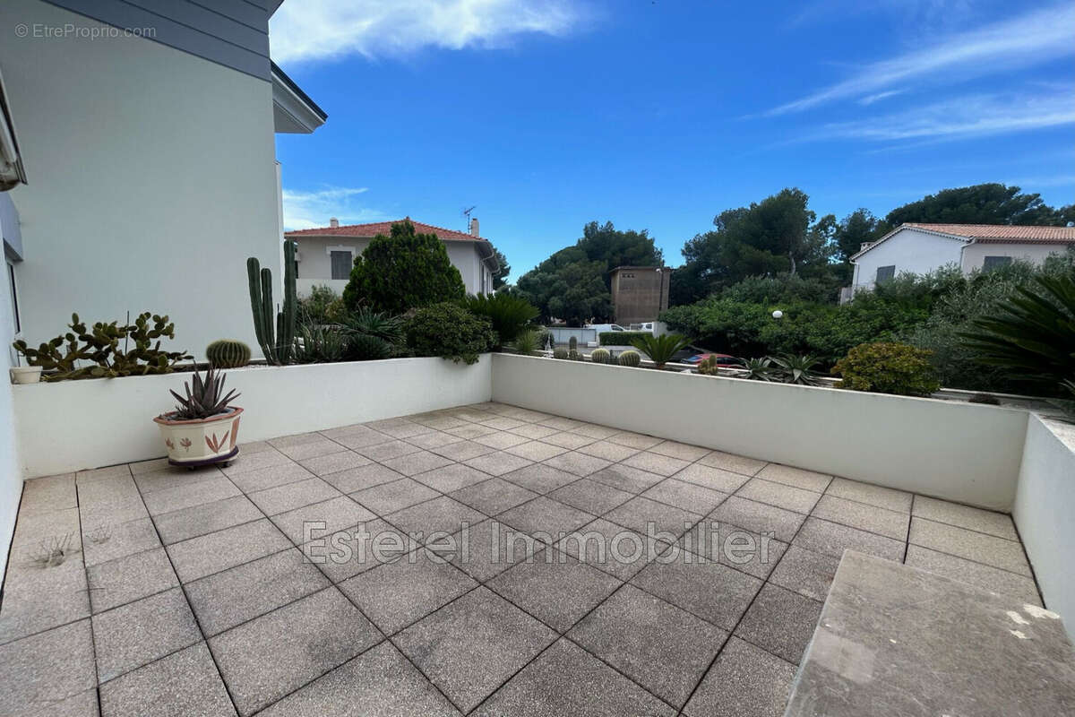 Appartement 26 m² à La Seyne-Sur-Mer  - photo 5