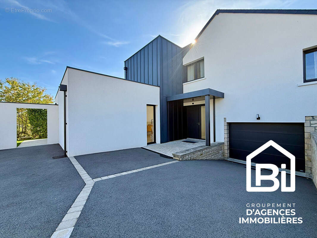 Maison à BRETTEVILLE-SUR-ODON