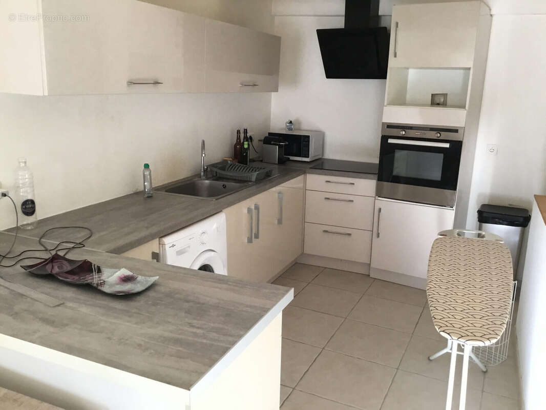Appartement à TOURVES