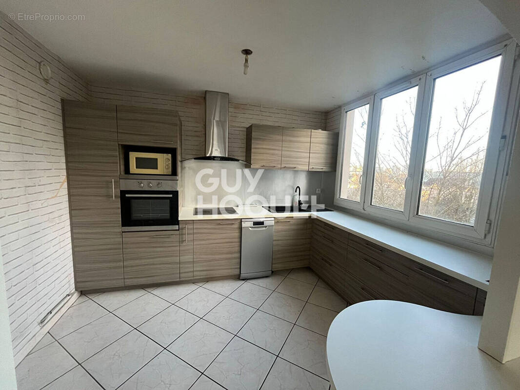 Appartement à CHELLES
