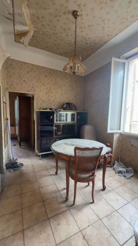 Appartement à MARSEILLE-2E