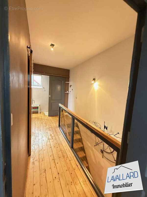 Maison à VILLERS-BRETONNEUX