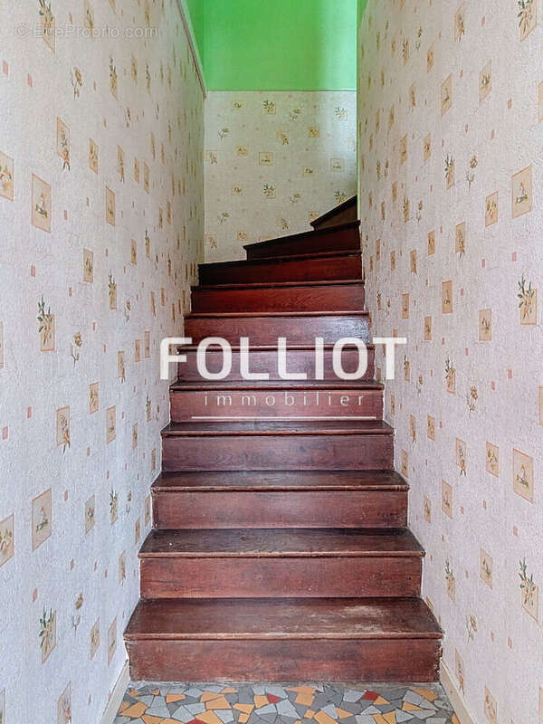 Maison à SAINT-JEAN-DES-BAISANTS