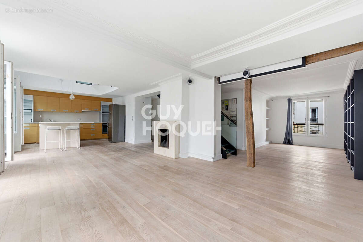 Appartement à PARIS-9E