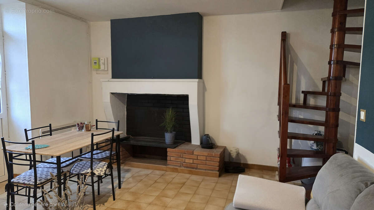 Maison à LA RIVIERE