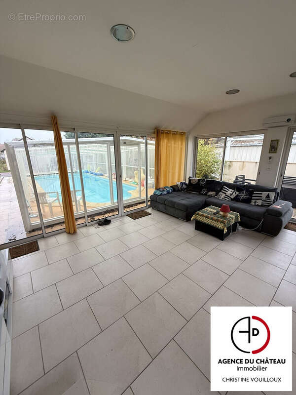 Maison à LES BORDES