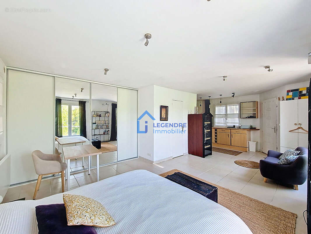 Maison à LA FRETTE-SUR-SEINE