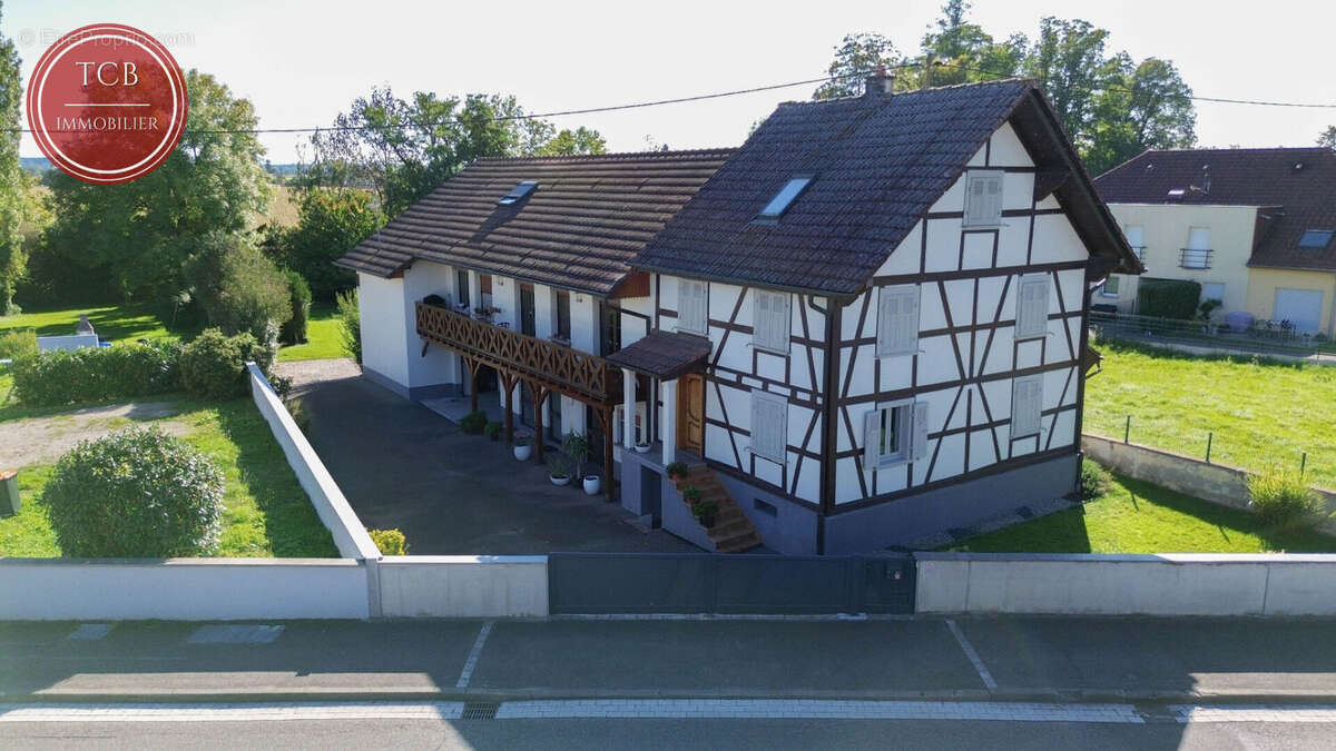 Maison Bernwiller 8 pièce(s) 230 m2 - photo 17
