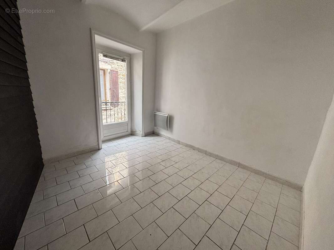 Appartement 100 m² à Les Vans  - photo 3