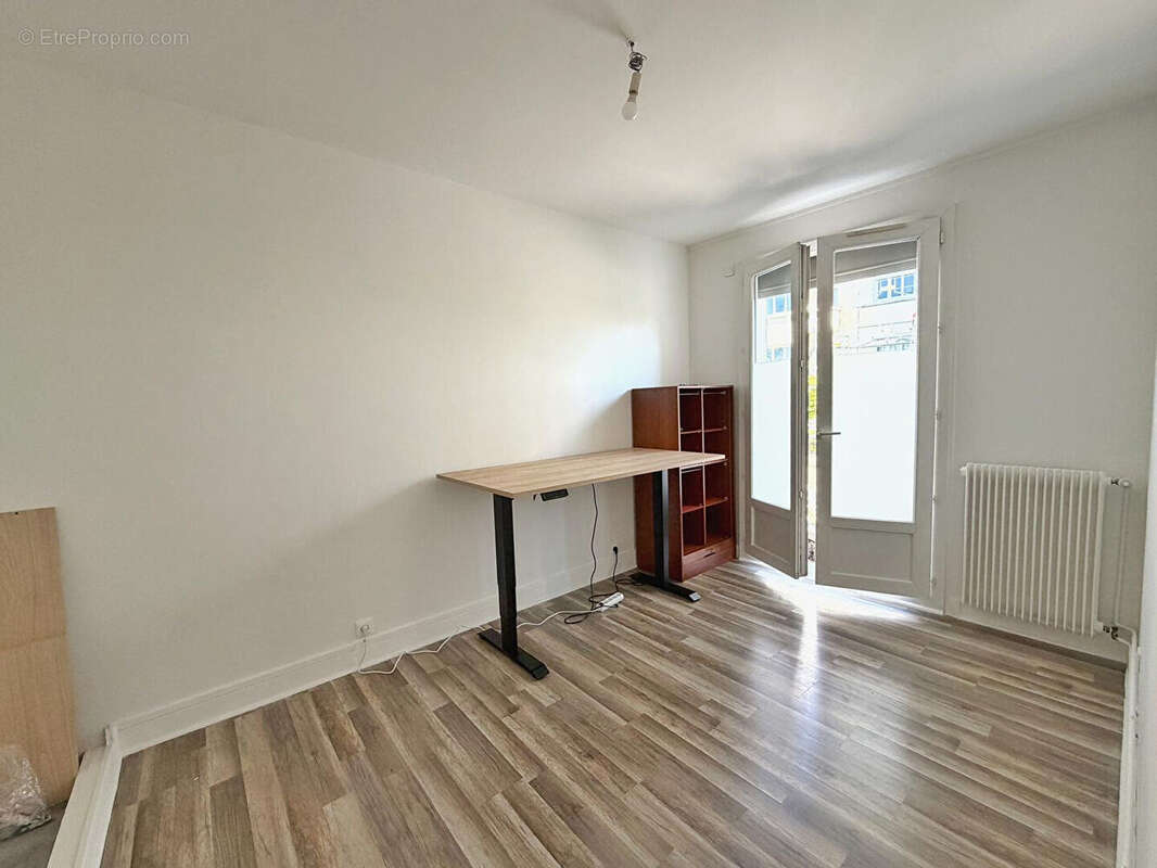 Appartement à NANTERRE