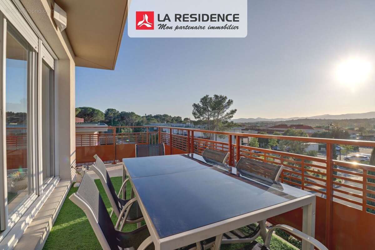 Appartement à FREJUS