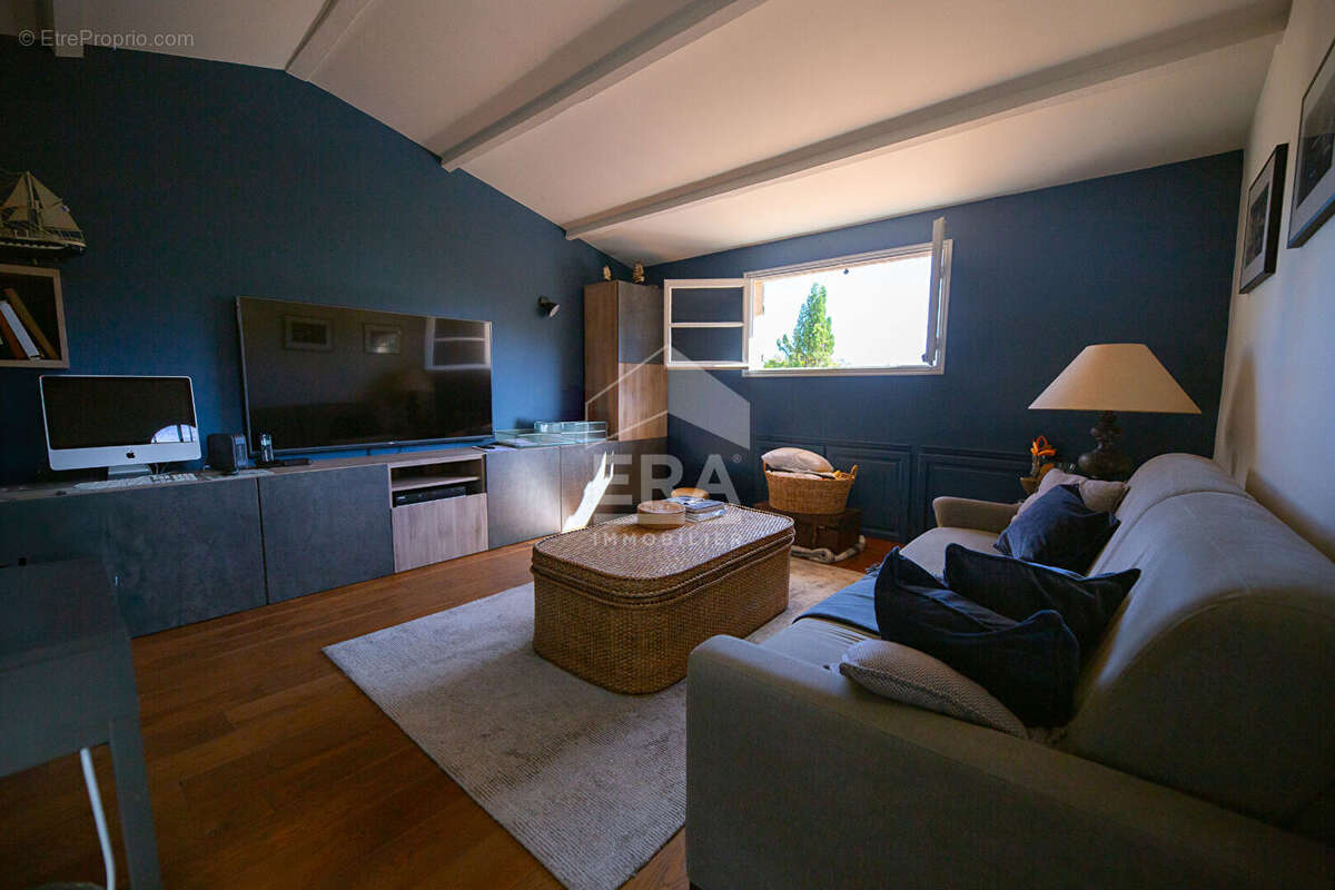 Maison à MANDELIEU-LA-NAPOULE