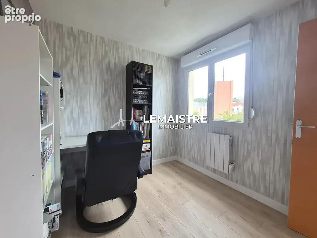 Appartement à vendre  Le Havre  Sainte Marie  1 chambre + bureau  Balcon, ascenseur et stationnement sécurisé - photo 8