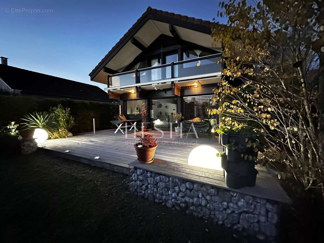 Maison à POISY