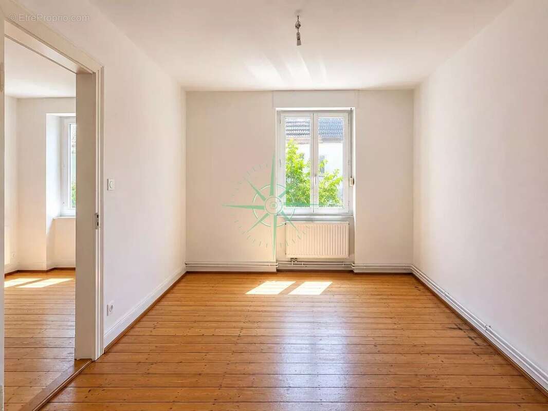 À vendre – Appartement 3 pièces - photo 2