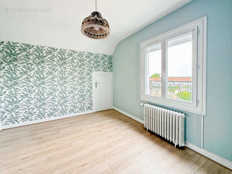 Maison à THURE