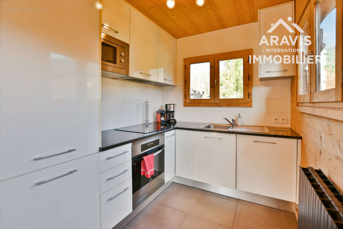 Maison à ARACHES-LA-FRASSE