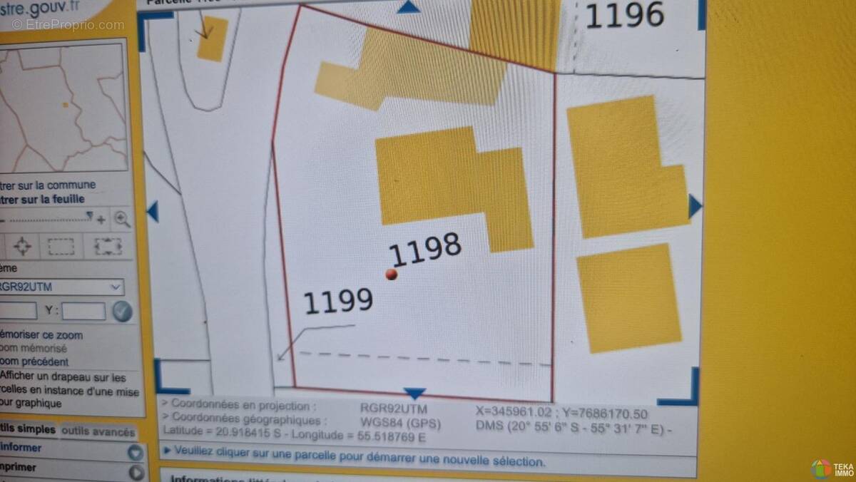 Terrain à SAINTE-MARIE