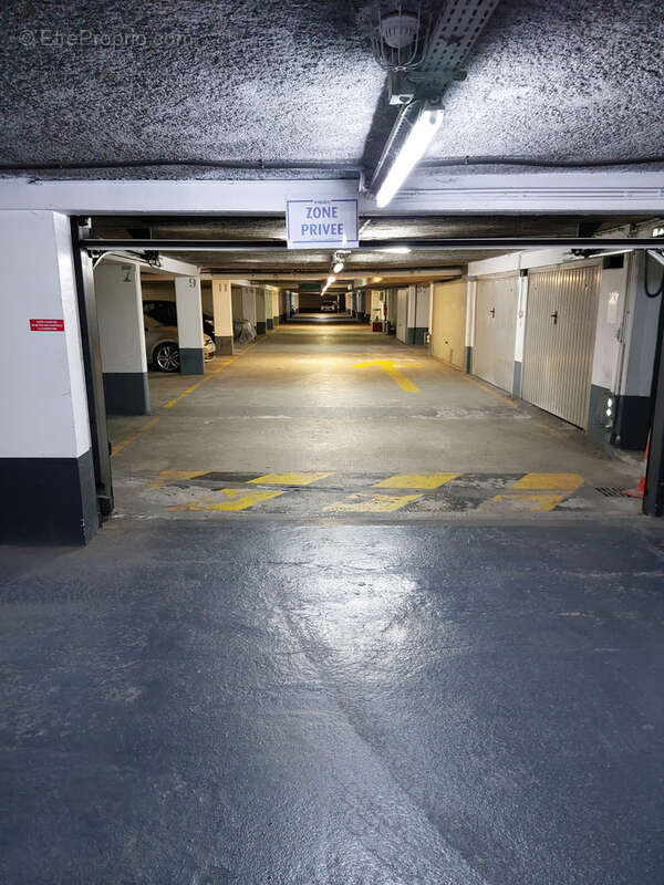 Parking à NICE