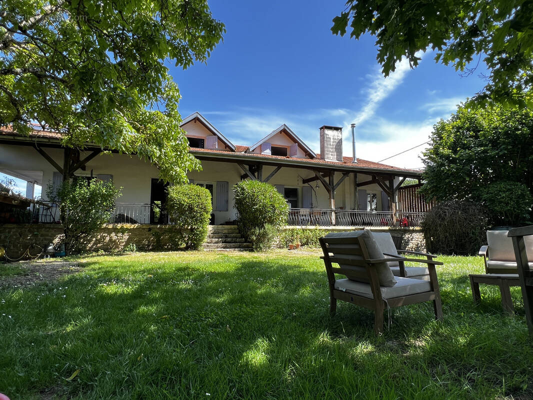 Maison à PUYBARBAN