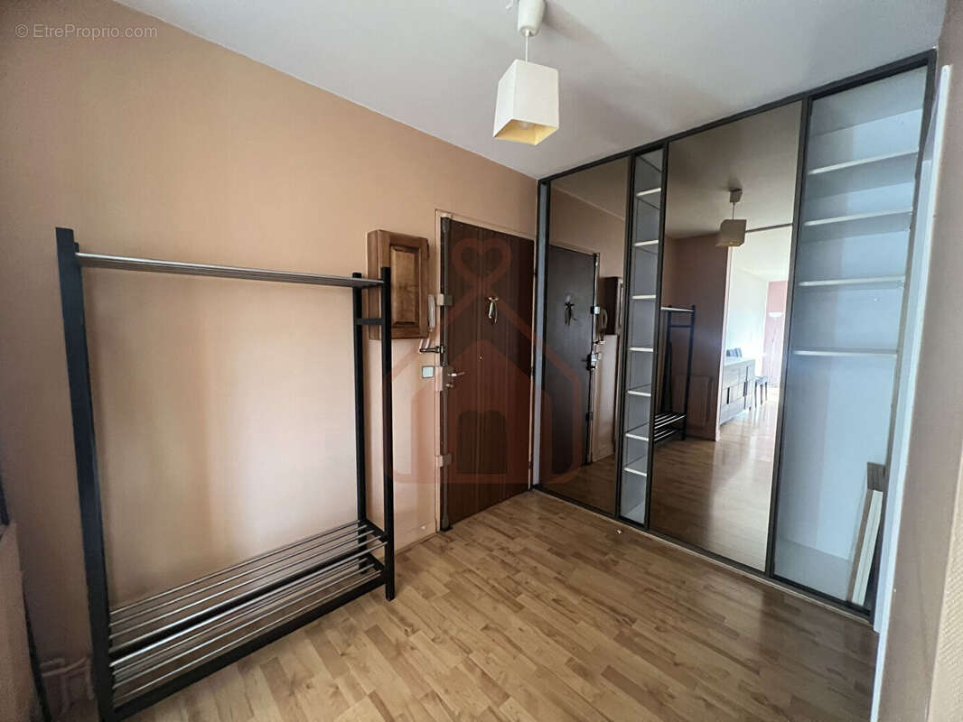 Appartement à LE KREMLIN-BICETRE