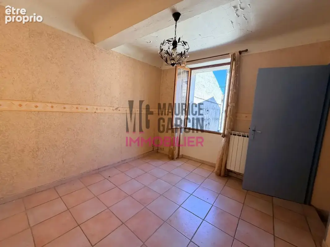 A vendre, à acheter, maison 4 pièces 13350 CHARLEVAL