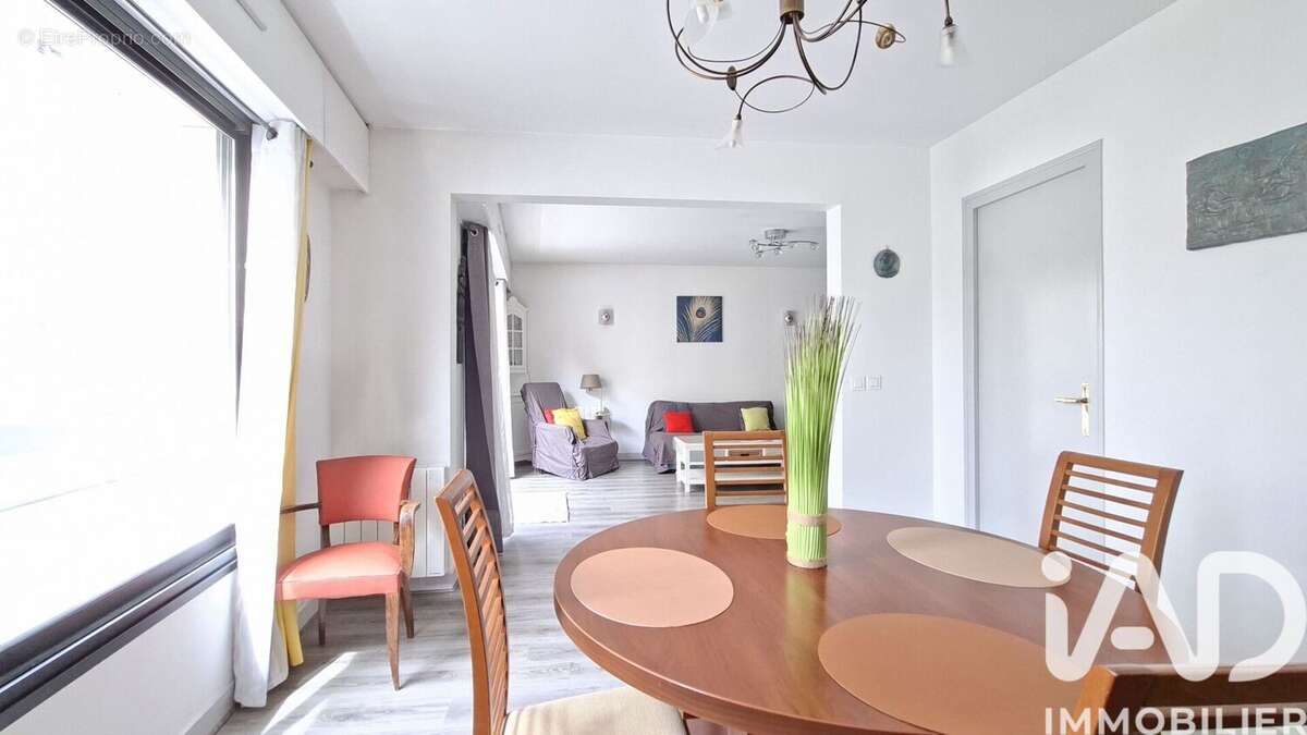 Photo 8 - Appartement à PARIS-20E