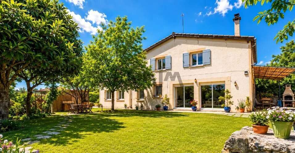 Maison à QUISSAC