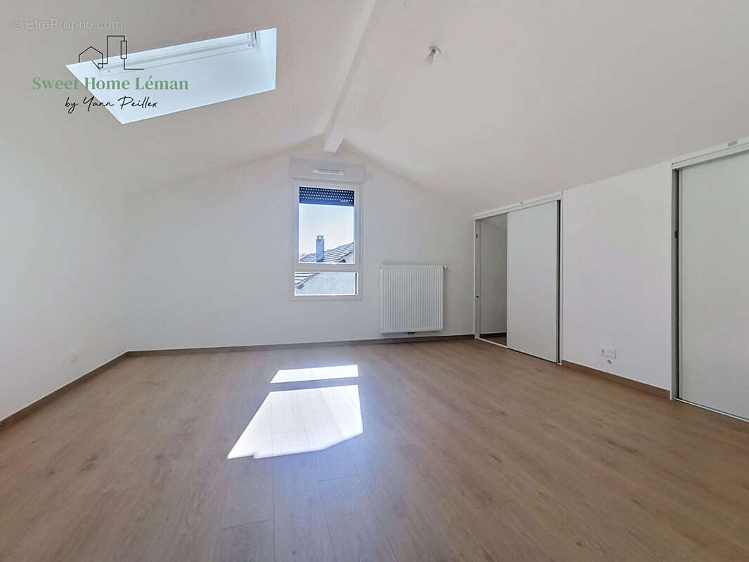 Appartement à BRENTHONNE