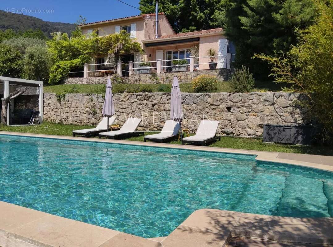 Maison à SEILLANS