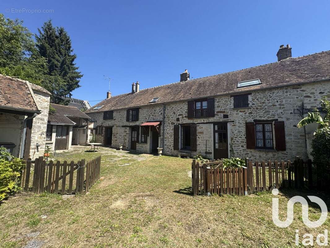 Photo 2 - Maison à VOULX