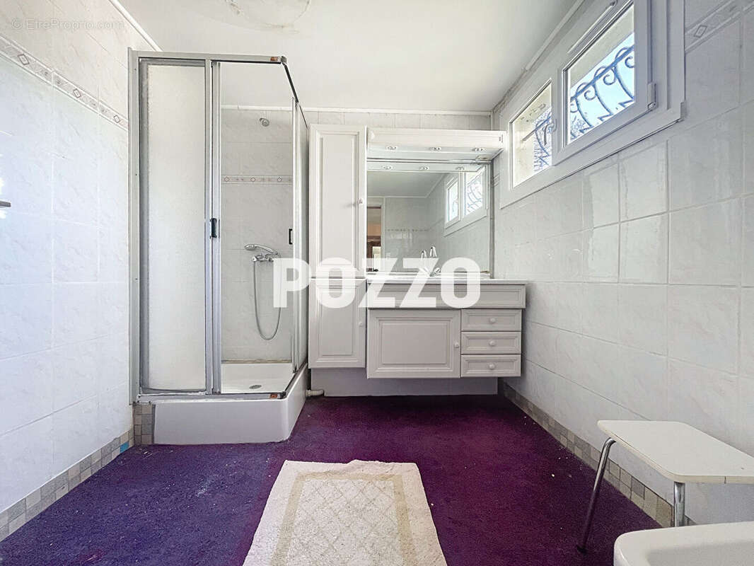 Maison à AGON-COUTAINVILLE