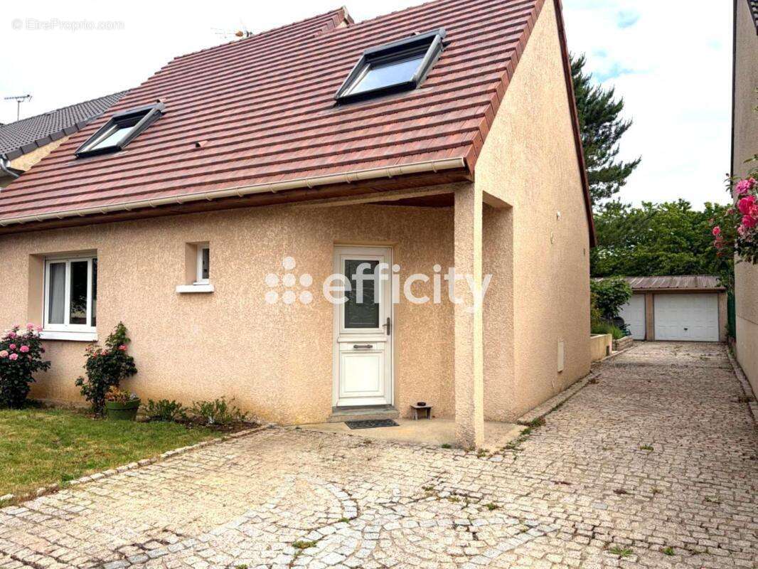 Maison 140 m² à Brunoy  - photo 4