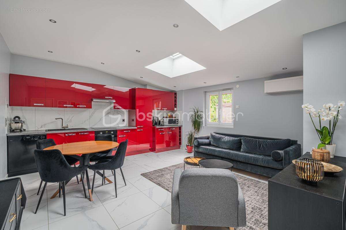 Appartement à AIX-LES-BAINS