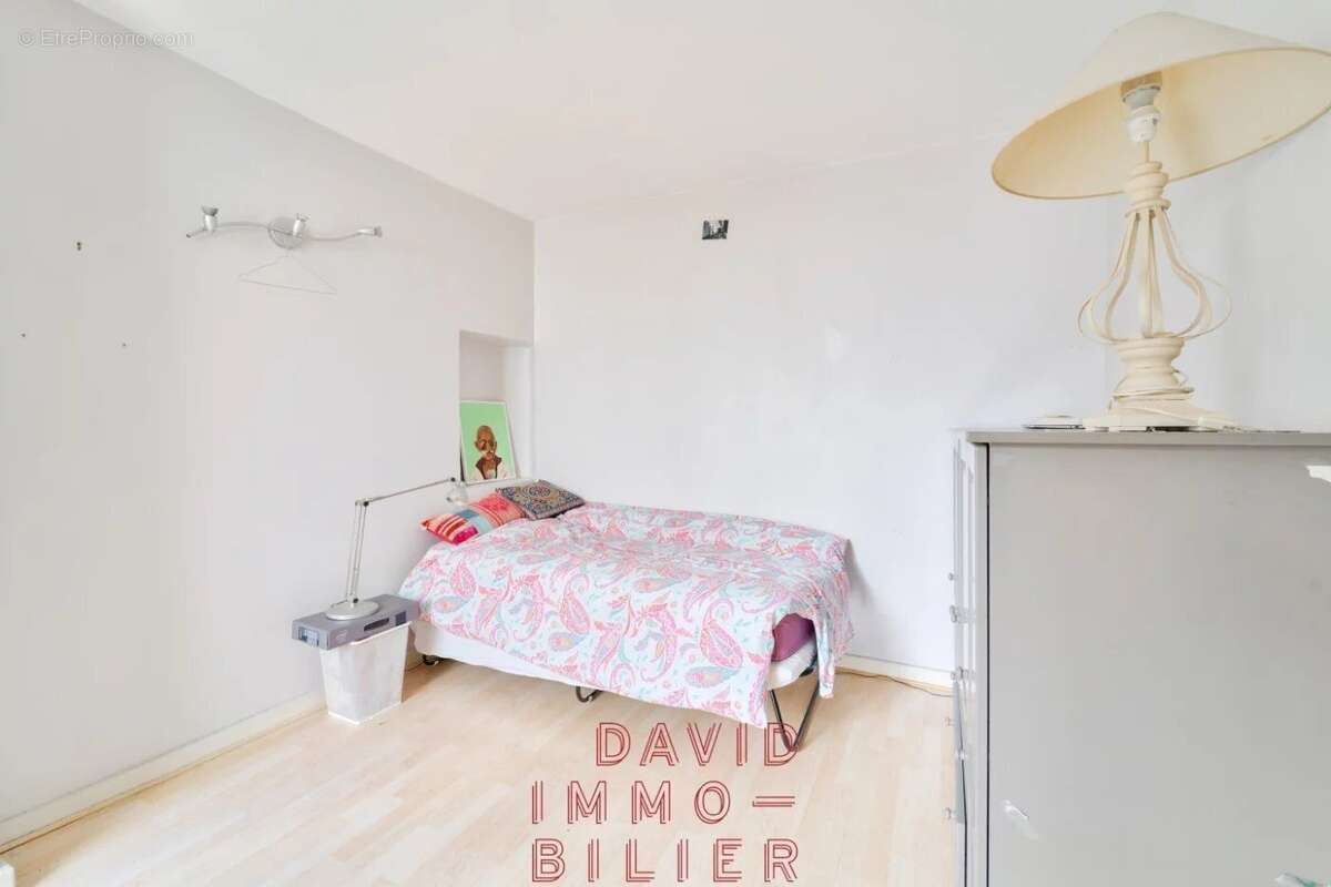 Appartement à PARIS-11E