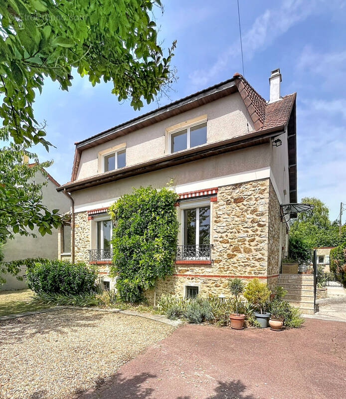 Maison à YERRES