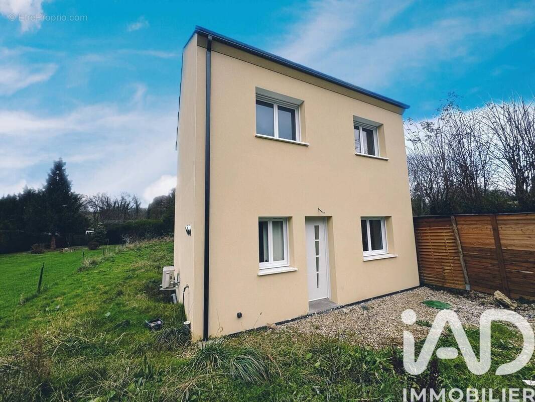 Photo 1 - Maison à VILLIERS-SUR-MORIN