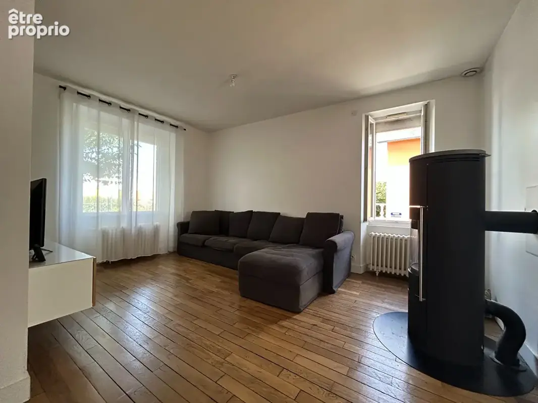 Photo Maison à Laval au prix de 242 600€